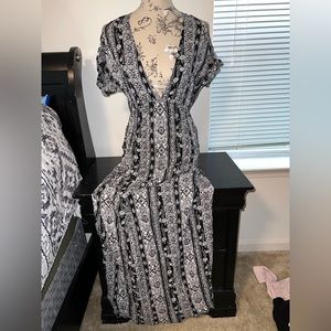 NWT forever 21 maxi dress